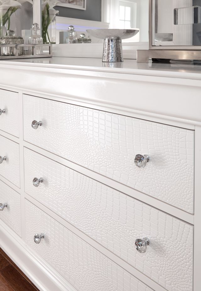 POMPEI METALLIC WHITE BOOKCASE TWIN BED WITH DESK AND HUTCH, NIGHTSTAND AND CHEST