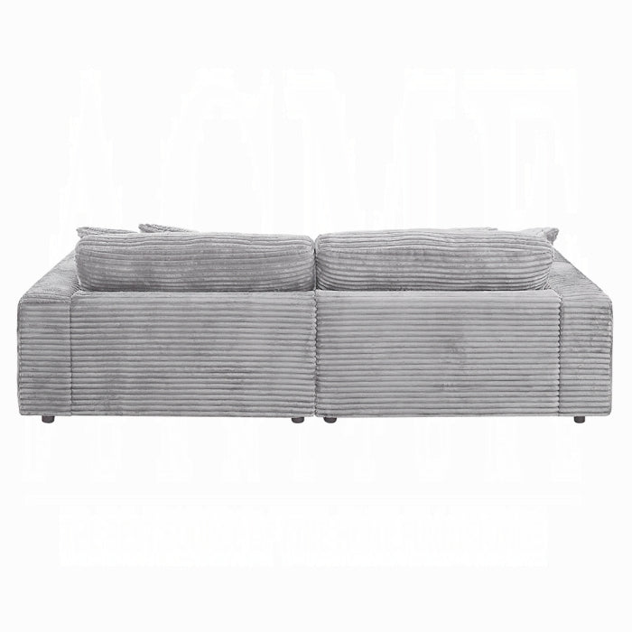 Hilde Sectional Sofa w/4 Pillows